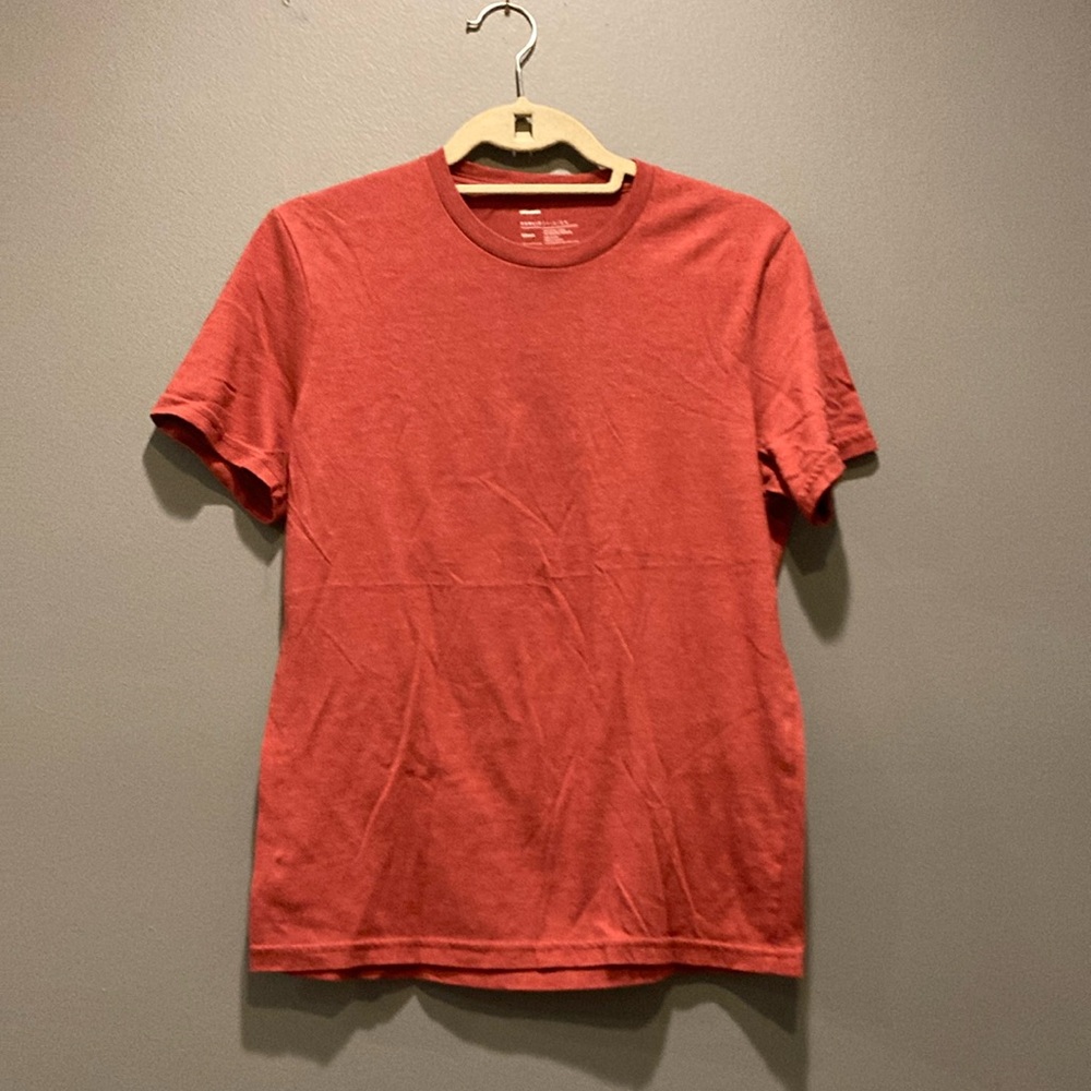 Men’s Public Opinion t shirt, size S